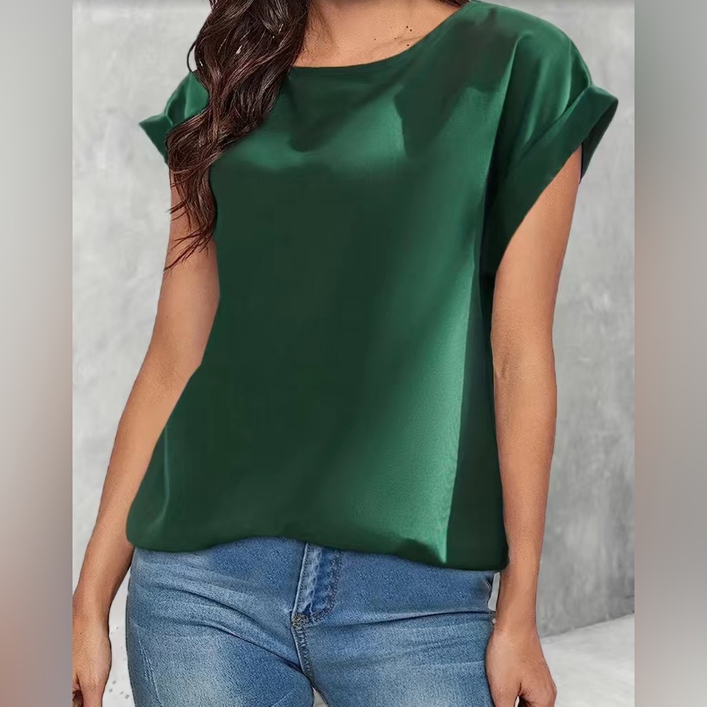 Solid round neck blouse